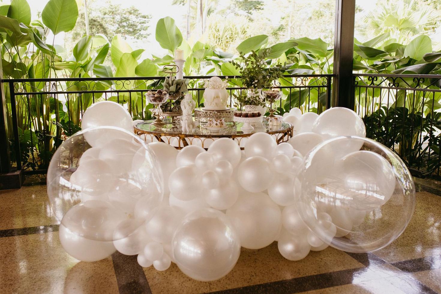Outdoor Package Decor