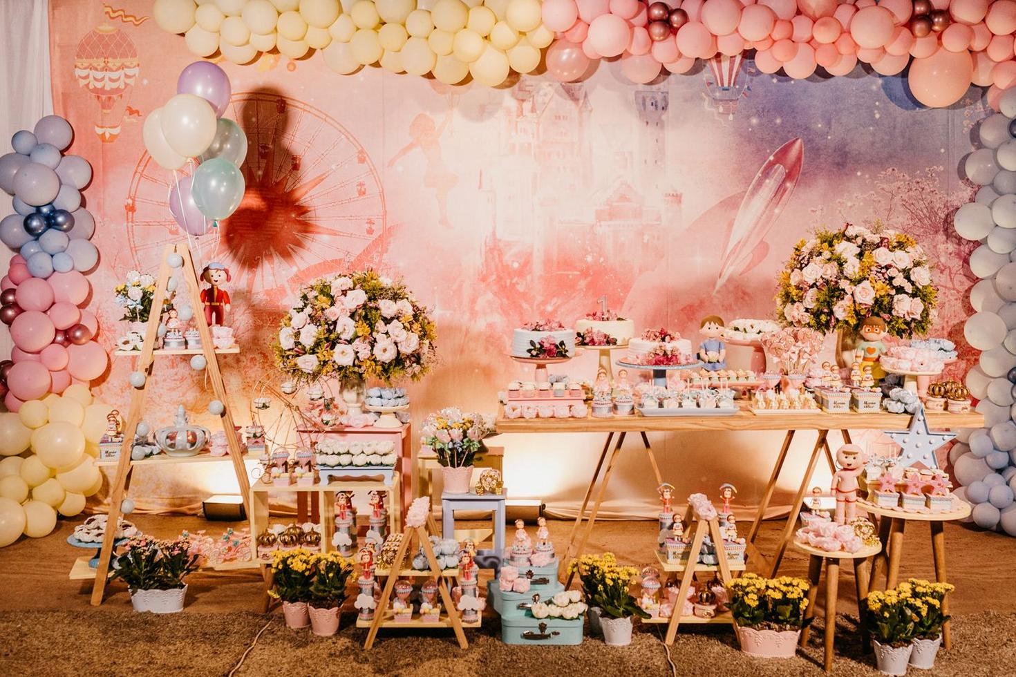 Luxe Package Decor